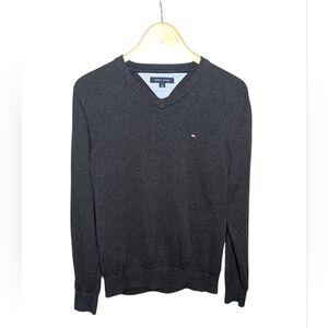 Tommy Hilfiger V-Neck Knit Sweater Men's Medium Charcoal Gray 100% Cotton Preppy